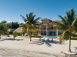 Sirenian Bay Resort - Villas & All Inclusive Bungalows