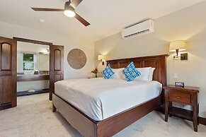 Sirenian Bay Resort - Villas & All Inclusive Bungalows