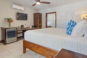 Sirenian Bay Resort - Villas & All Inclusive Bungalows
