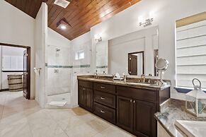 Sirenian Bay Resort - Villas & All Inclusive Bungalows