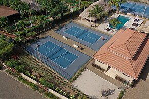 Sirenian Bay Resort - Villas & All Inclusive Bungalows