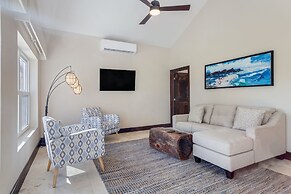 Sirenian Bay Resort - Villas & All Inclusive Bungalows