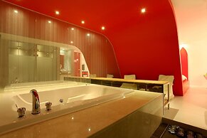 Hwagok Lush Hotel