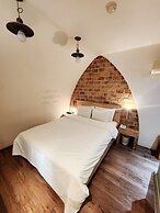 Hwagok Lush Hotel
