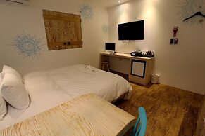 Hwagok Lush Hotel