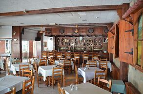 Boronia Hotel Apartments