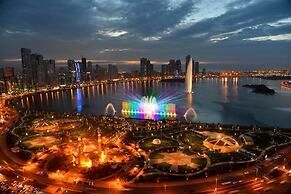 Luxury Furnished 3BR near LAKE Khalid