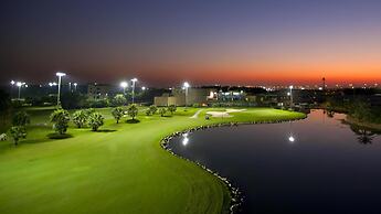 Luxury Furnished 3BR near LAKE Khalid