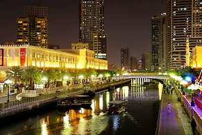 Luxury Furnished 3BR near LAKE Khalid