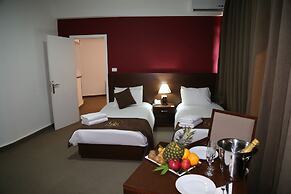 Douma Hotel