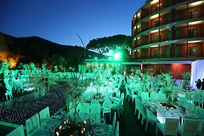 Douma Hotel