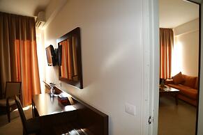 Douma Hotel
