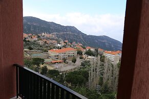 Douma Hotel