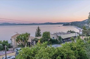 Akrogiali Apartments