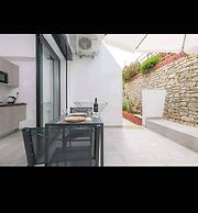 Akrogiali Apartments