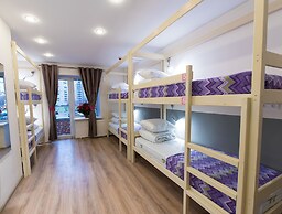 Star Home - Hostel