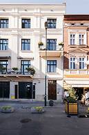 Rotunda Apartment - LoftAffair