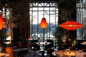 Domaine De Locguénolé & Spa