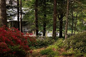 Domaine De Locguénolé & Spa