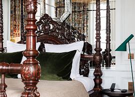 Domaine De Locguénolé & Spa