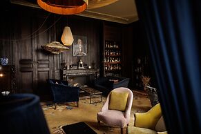 Domaine De Locguénolé & Spa