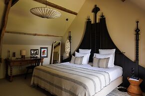 Domaine De Locguénolé & Spa