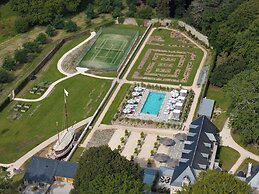Domaine De Locguénolé & Spa