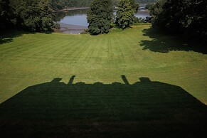 Domaine De Locguénolé & Spa