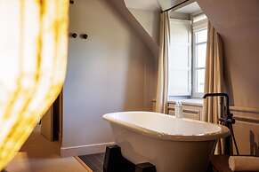 Domaine De Locguénolé & Spa