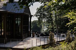 Domaine De Locguénolé & Spa