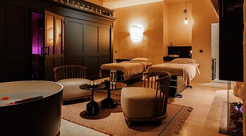 Domaine De Locguénolé & Spa