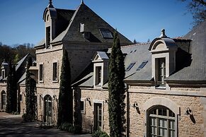 Domaine De Locguénolé & Spa