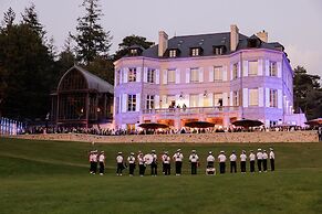 Domaine De Locguénolé & Spa