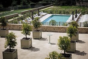 Domaine De Locguénolé & Spa