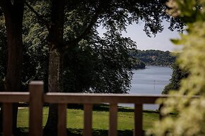 Domaine De Locguénolé & Spa