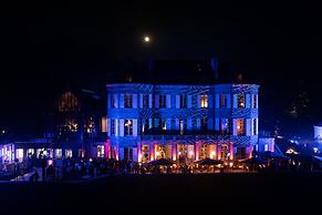 Domaine De Locguénolé & Spa
