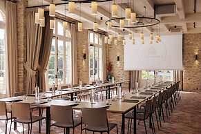 Domaine De Locguénolé & Spa