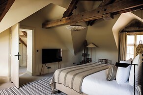 Domaine De Locguénolé & Spa