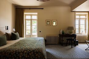 Domaine De Locguénolé & Spa