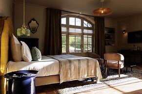 Domaine De Locguénolé & Spa