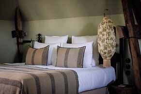 Domaine De Locguénolé & Spa
