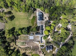 Domaine De Locguénolé & Spa