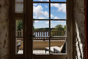 Domaine De Locguénolé & Spa