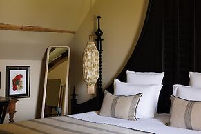 Domaine De Locguénolé & Spa