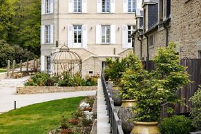 Domaine De Locguénolé & Spa