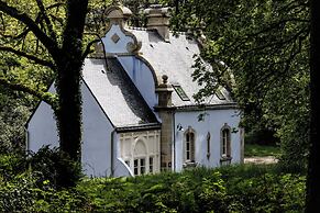 Domaine De Locguénolé & Spa