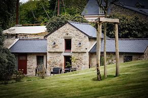 Domaine De Locguénolé & Spa