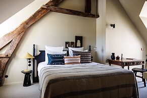 Domaine De Locguénolé & Spa