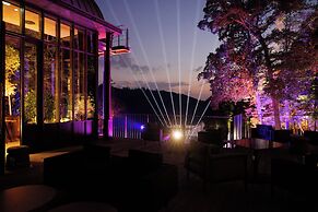 Domaine De Locguénolé & Spa