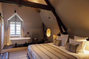 Domaine De Locguénolé & Spa
